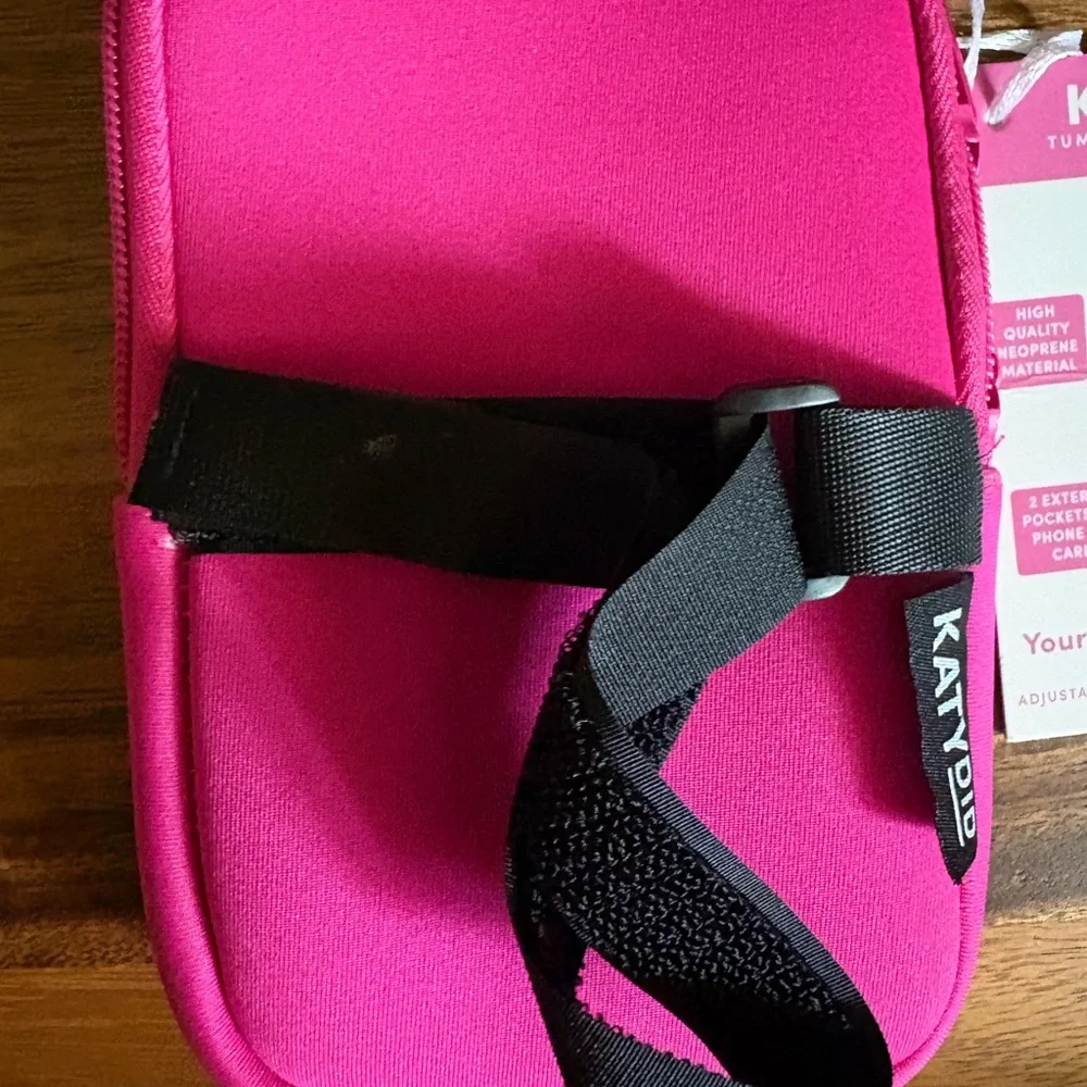 Katydid Pink Tumbler Zipper Pouch, NWOT!